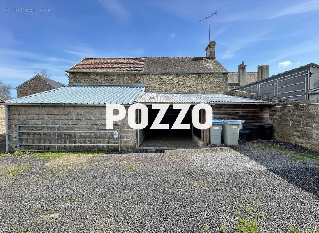 Appartement à CAROLLES