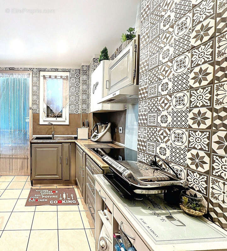 Appartement 82 m² à Toulon  - photo 6