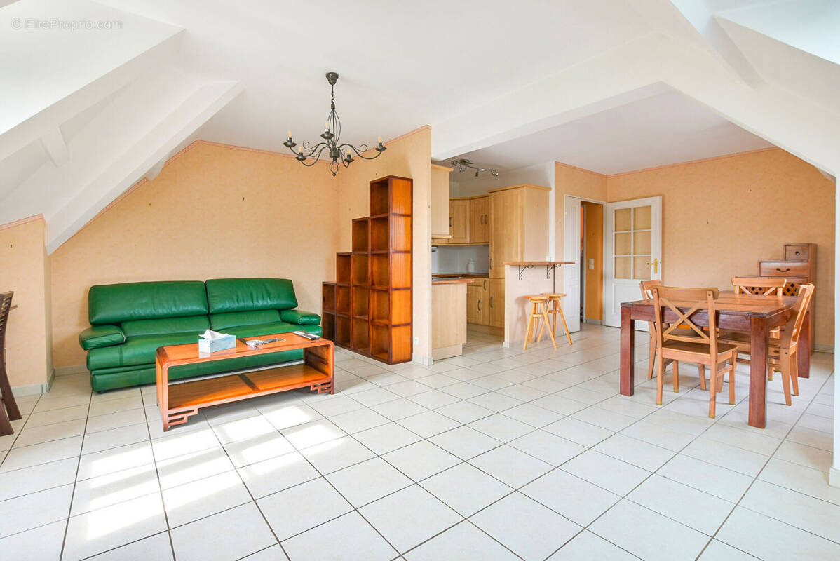 Appartement à GUIGNES