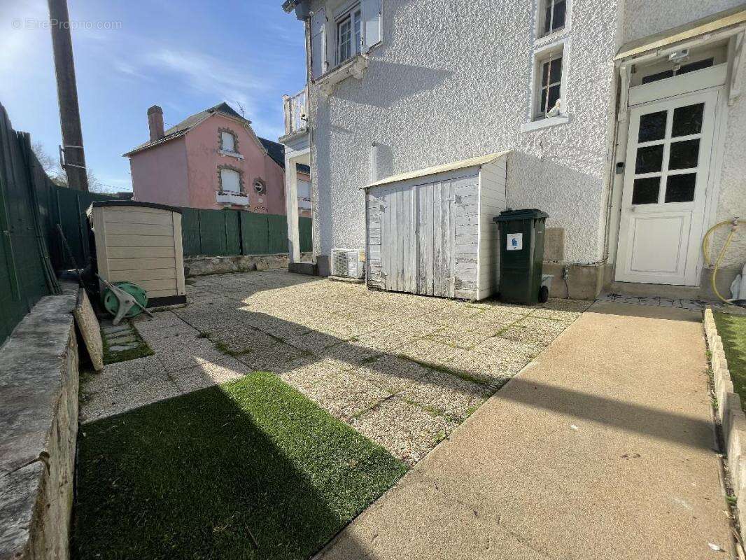 Maison à LE POULIGUEN