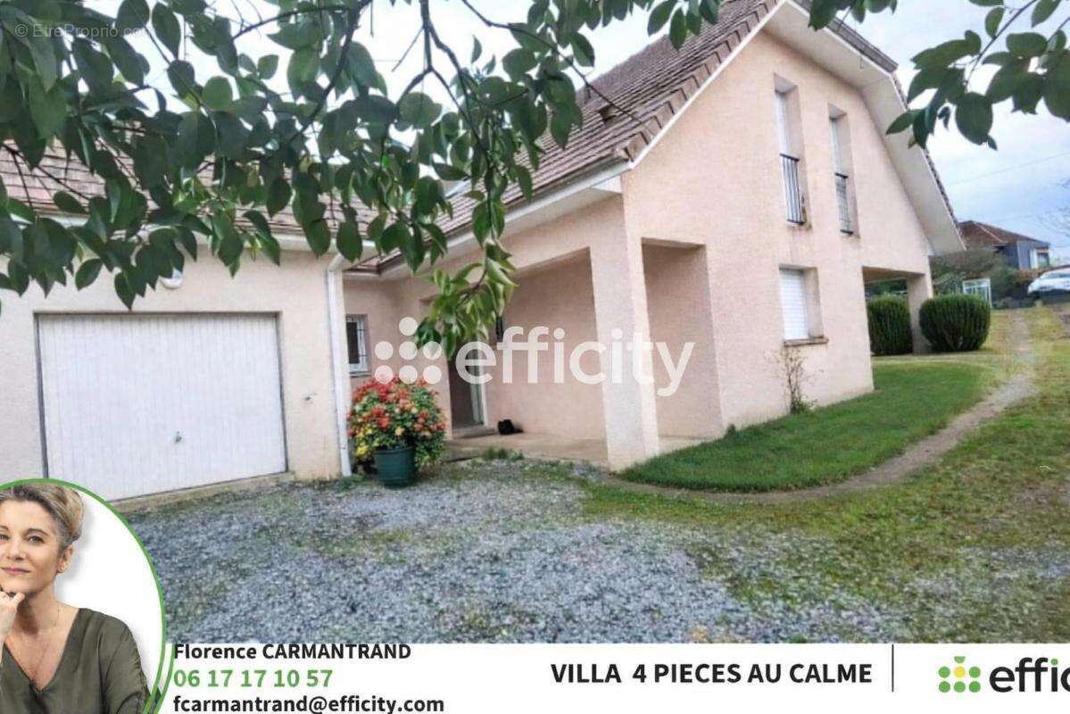 Maison à SAUVAGNON
