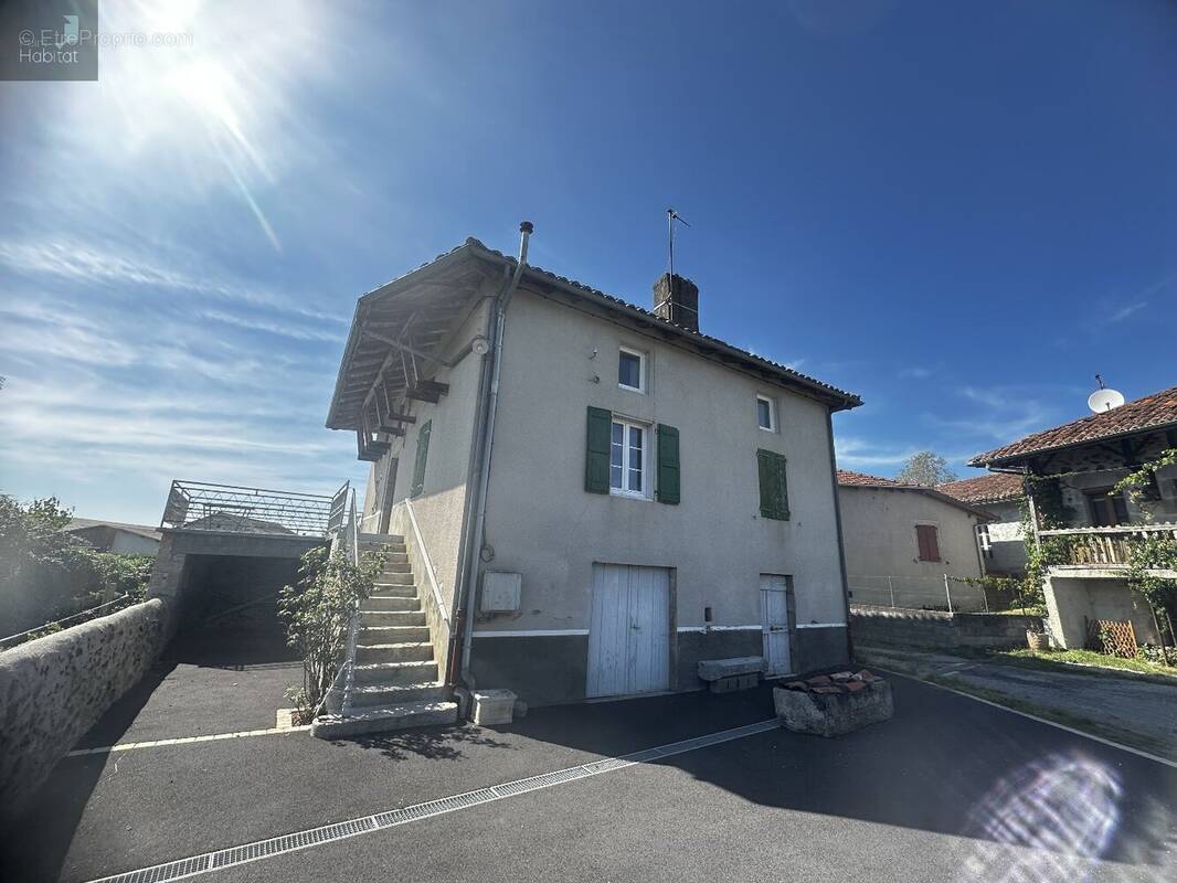 Maison à QUEZAC