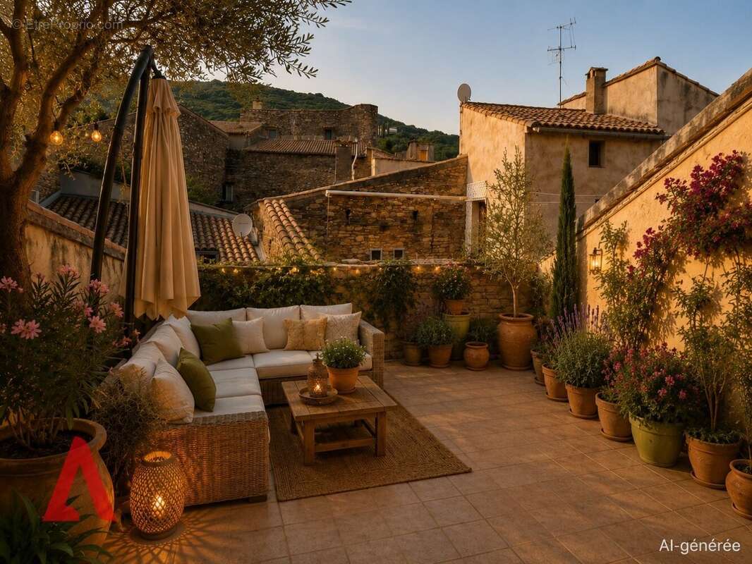 Maison à FAUGERES