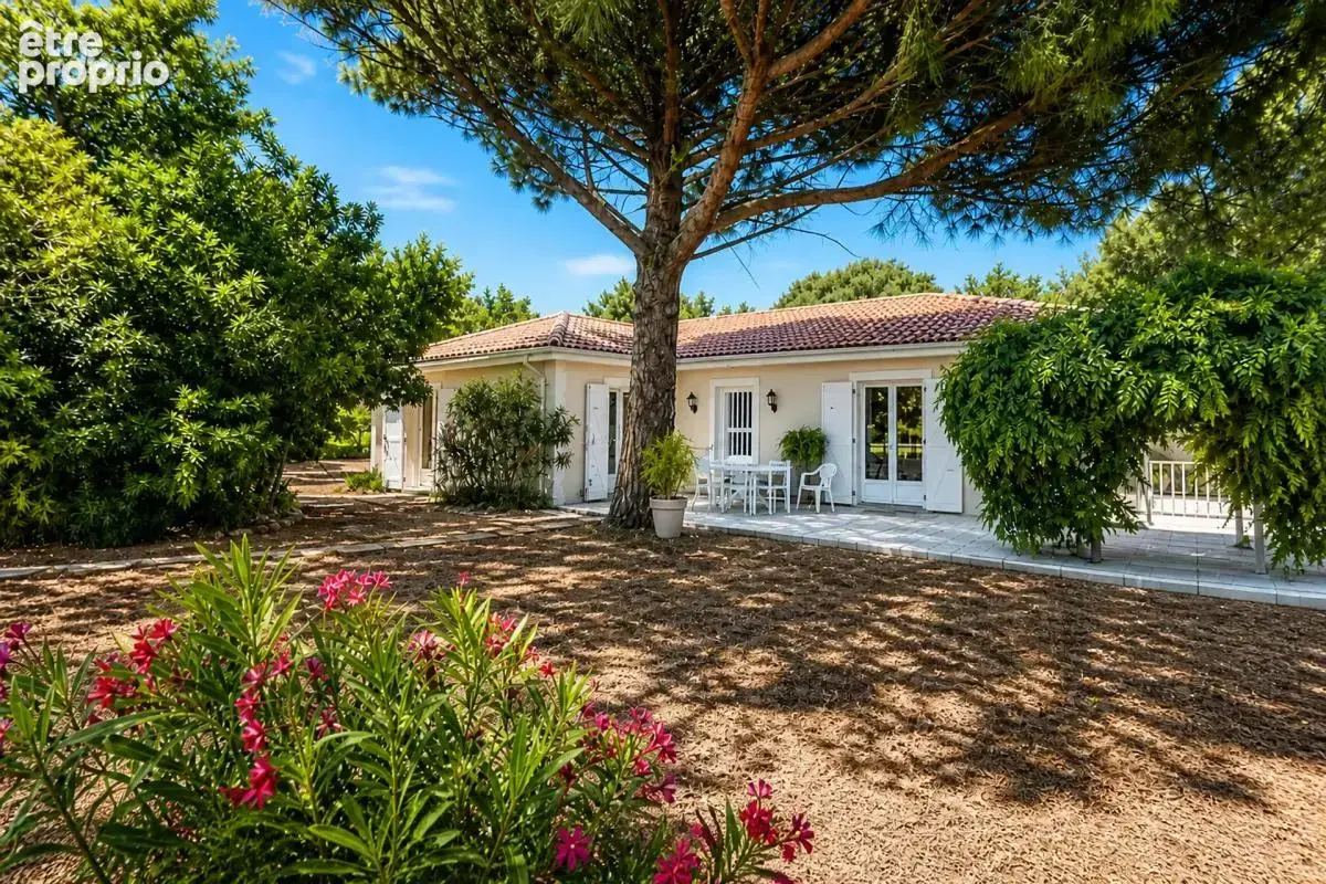 Maison de 7 pièces de 135 m² à Malataverne - photo 2