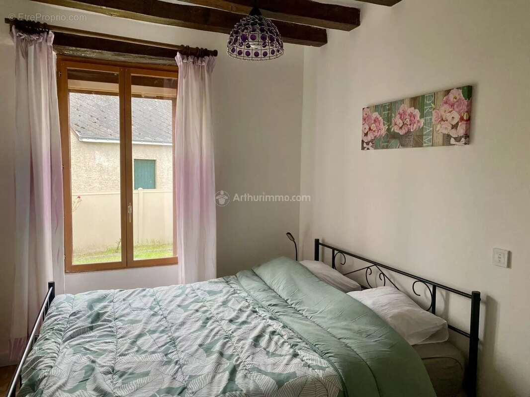 Maison à BESSE-SUR-BRAYE