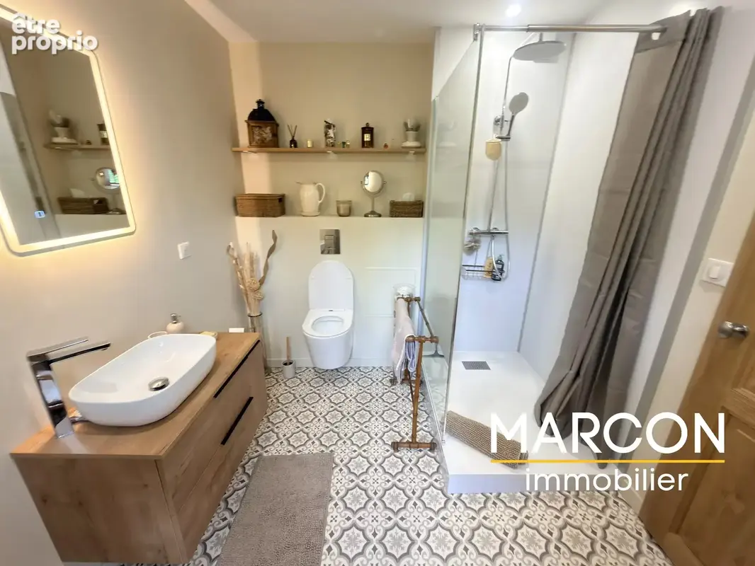 EXCLUSIVITE - Propriété de caractère de 320 m² avec piscine chauffée, spa et dépendances - photo 11