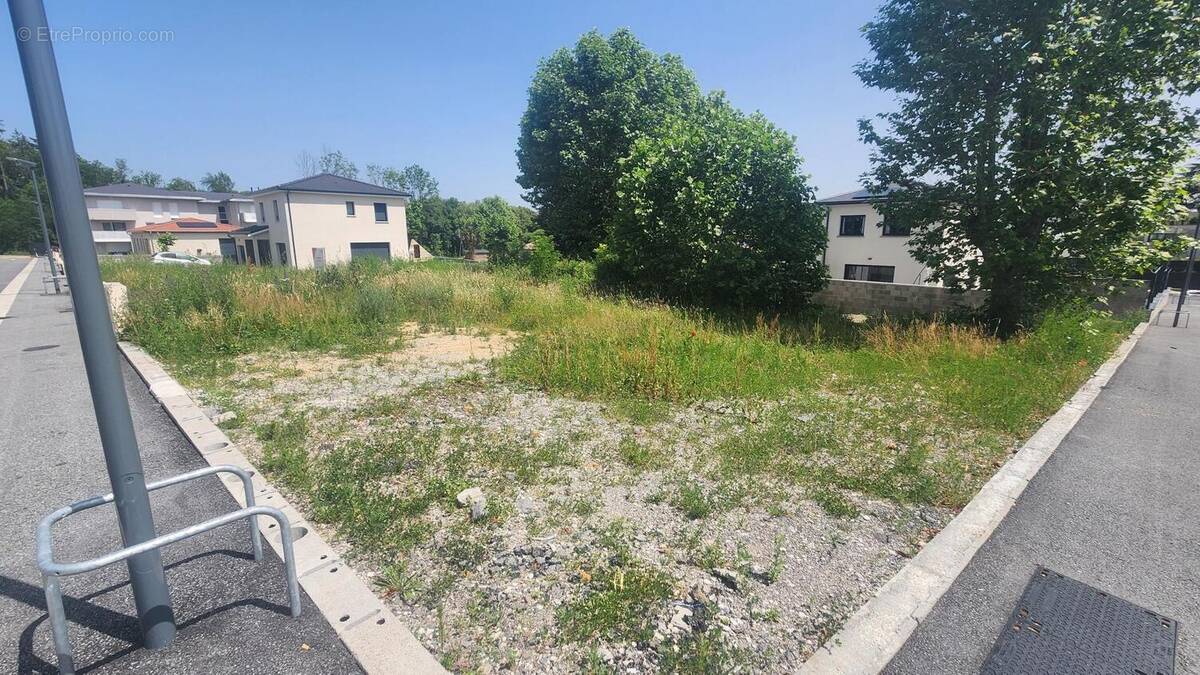 Photo 1 - Terrain à SAINT-GENEST-LERPT