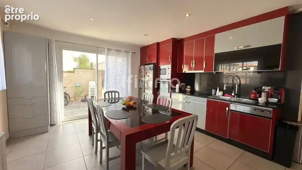 Maison 3 faces - 130 m2 - 5 chambres - Theza - photo 8