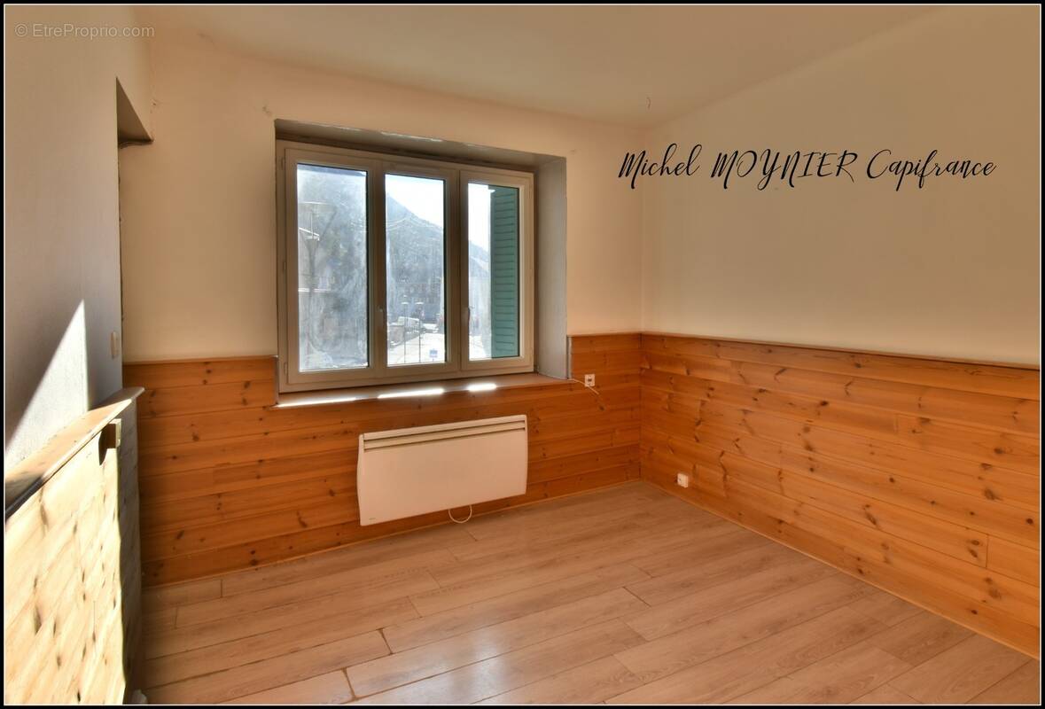 Maison à L'ARGENTIERE-LA-BESSEE