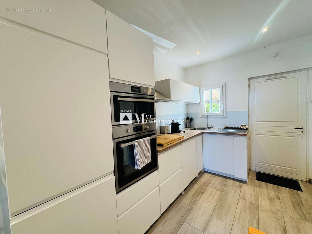 Appartement à GRIMAUD