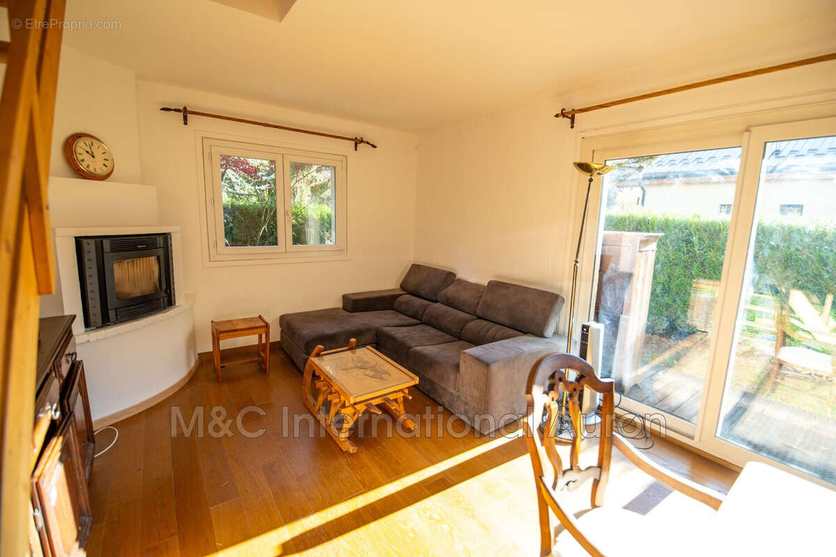 Appartement à SAINT-ETIENNE-DE-TINEE