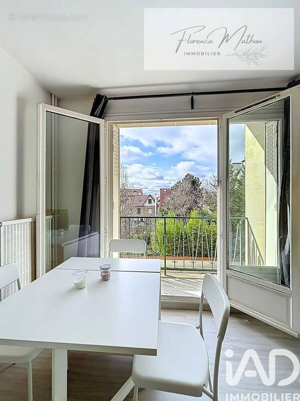 Photo 1 - Appartement à SAINT-MAUR-DES-FOSSES