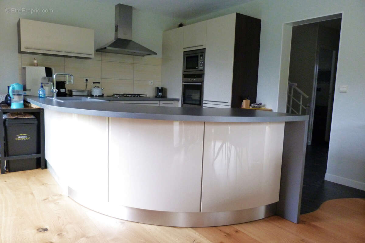 Maison à SAINT-PIERRE-DE-VARENGEVILLE