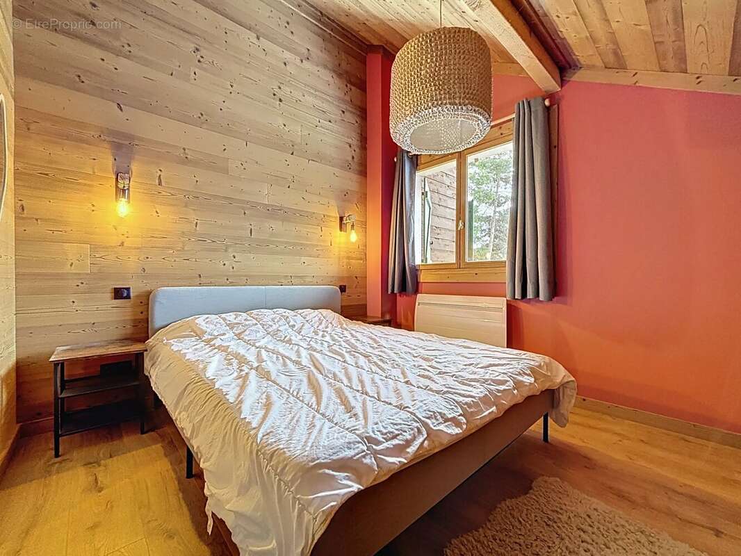 Appartement à SAINT-ETIENNE-DE-TINEE