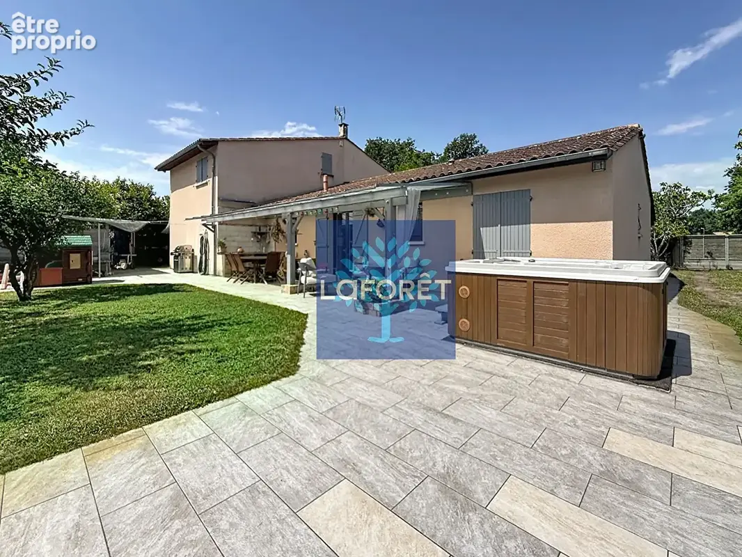 Maison Saint Jean d Illac 7 pièces 171 m² - photo 2