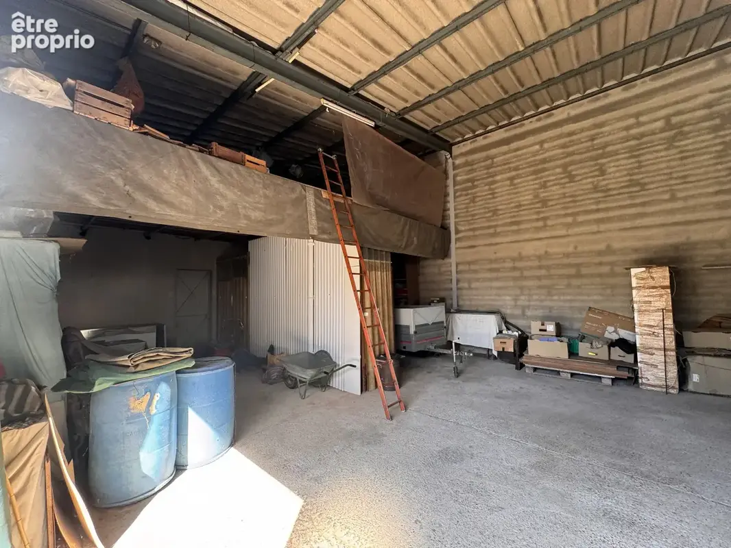 Maison de type 3 avec grand hangar a vendre sur peyrolles en provence - photo 21