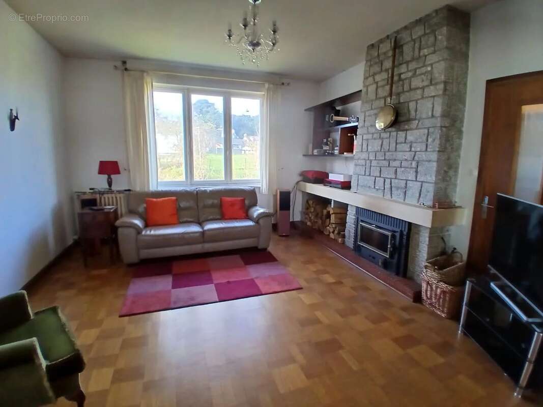 Maison à PONTRIEUX