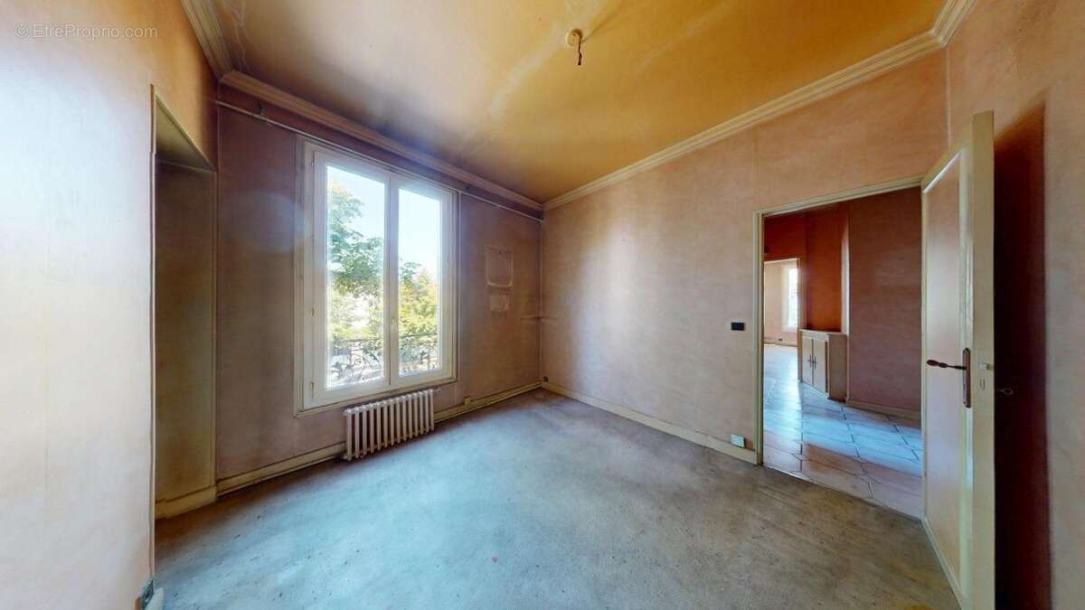 Appartement à MAISONS-ALFORT