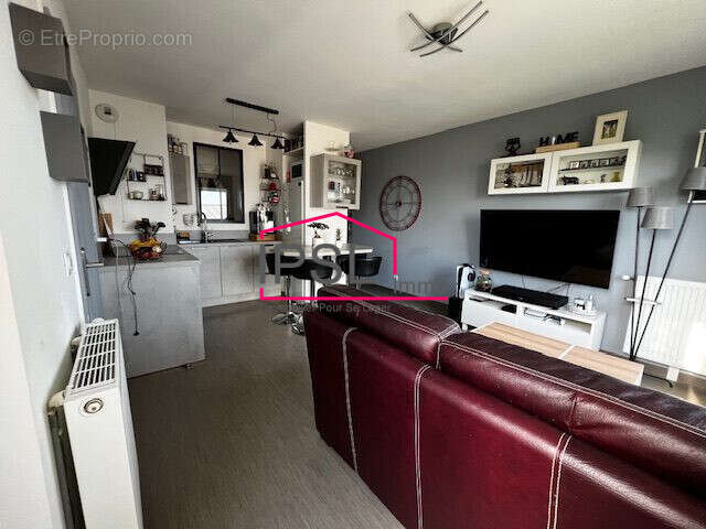 Appartement à VERT-SAINT-DENIS