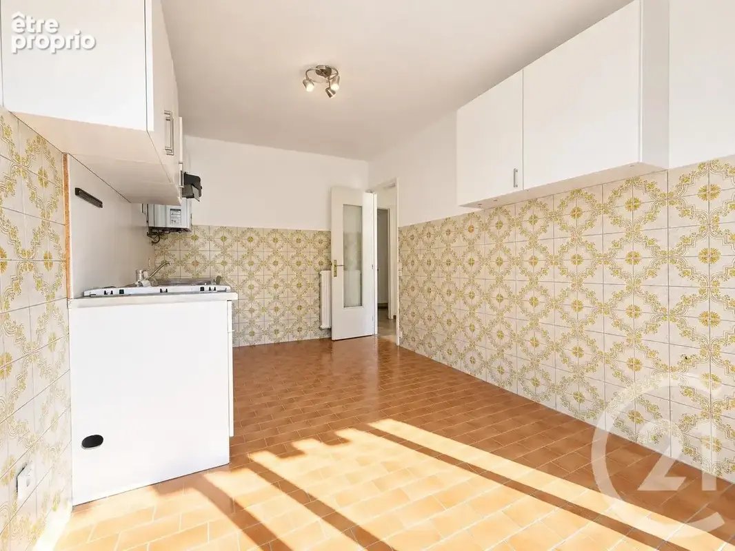 Appartement 3 pièces 68 m² à vendre à Saint-Laurent-Du-Var (06700) - photo 16