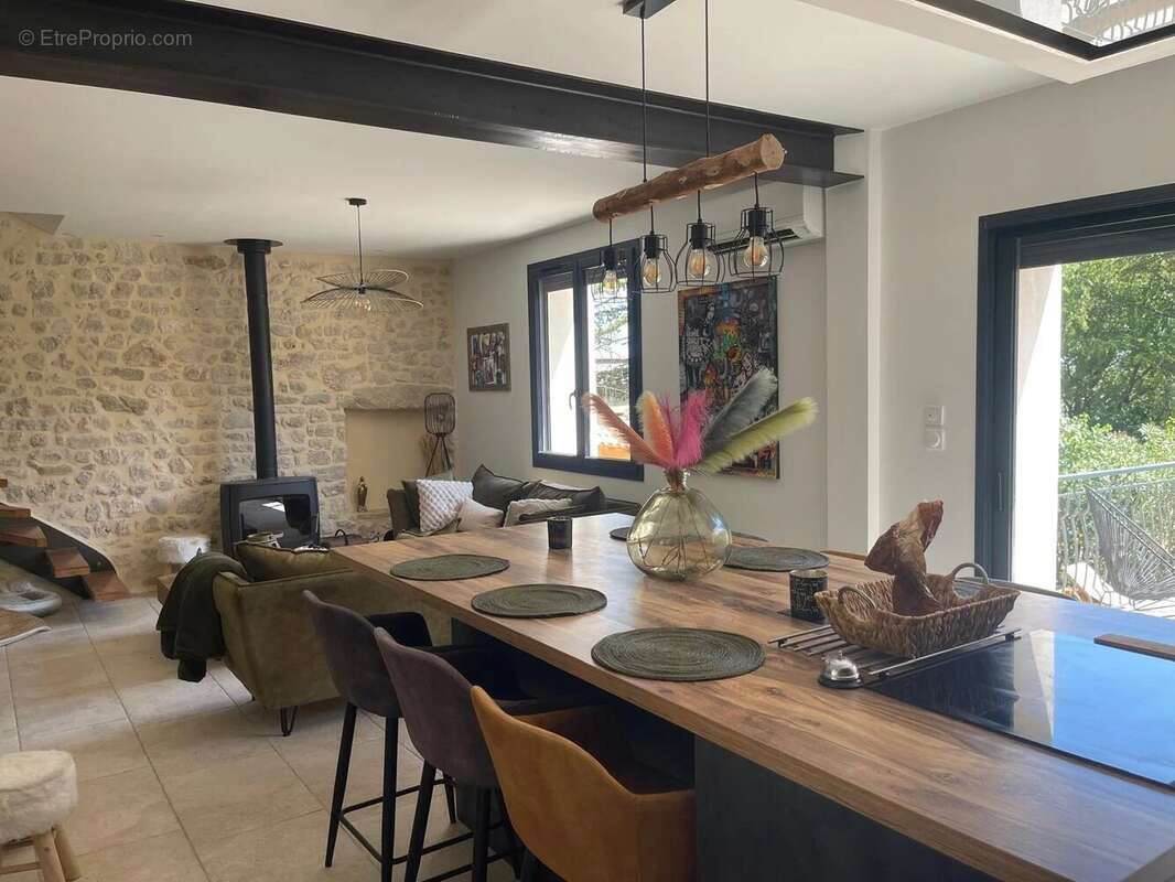 Maison à GARRIGUES-SAINTE-EULALIE