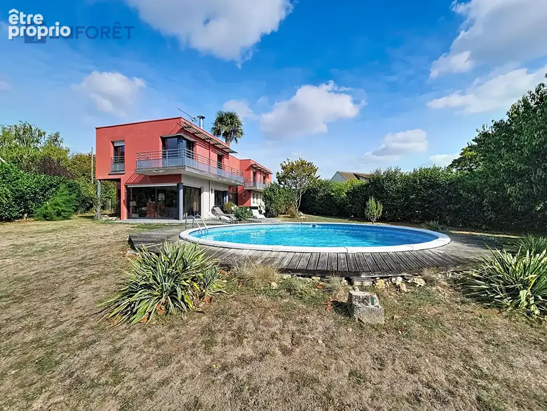 Photo Maison à Couilly-Pont-Aux-Dames au prix de 819 000€
