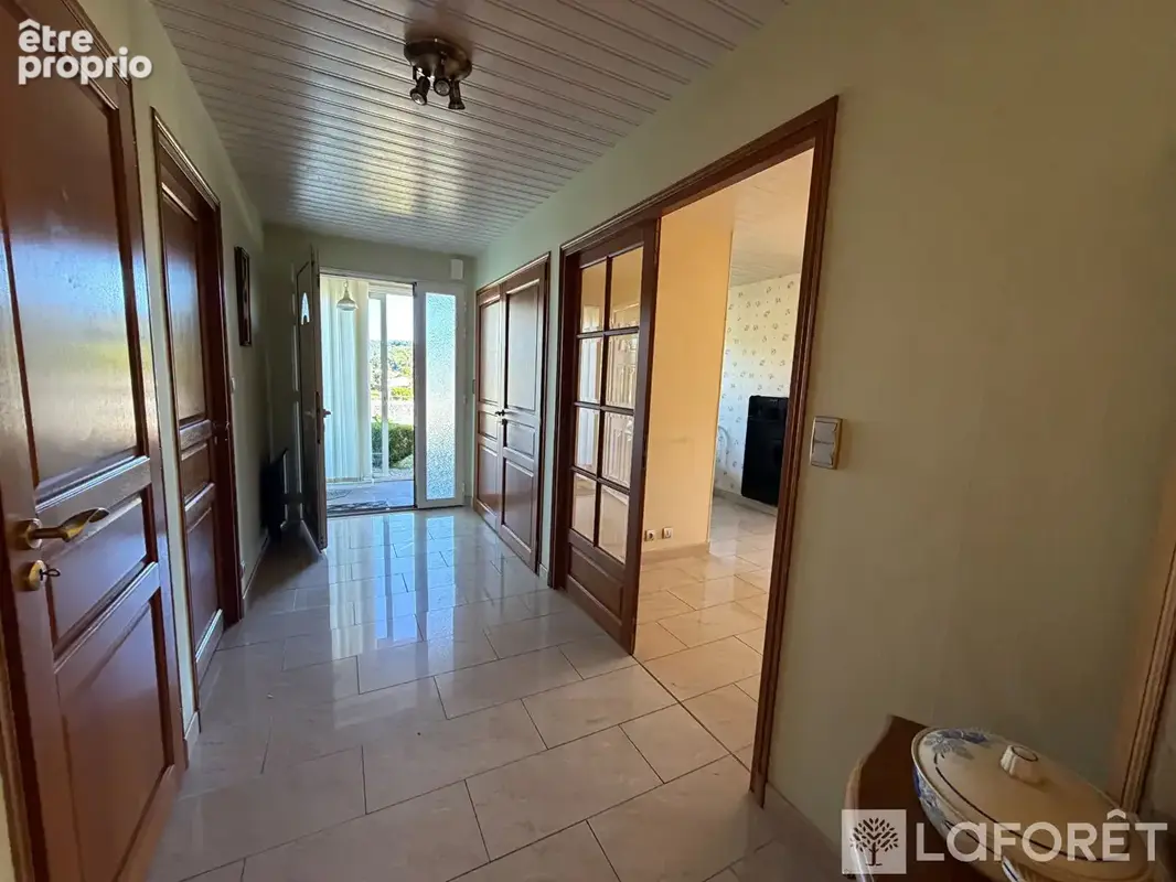 Maison Neussargues Moissac 5 pièce(s) 92m² - photo 5