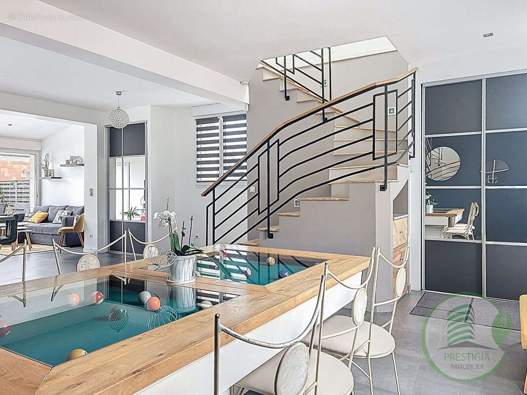 Maison à AUMENANCOURT