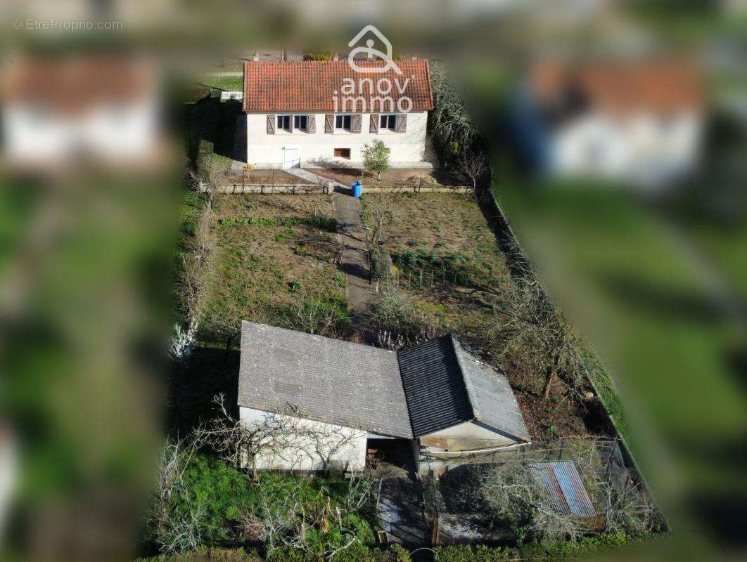 Maison à MAUPREVOIR