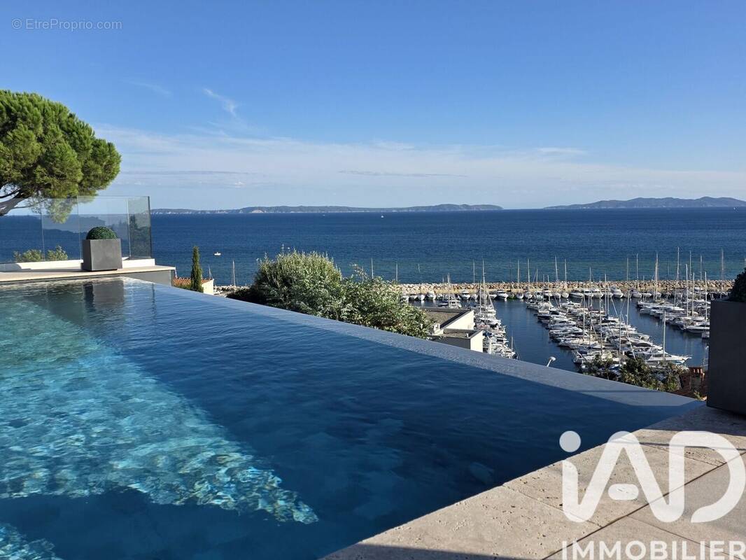 Photo 1 - Maison à LE LAVANDOU