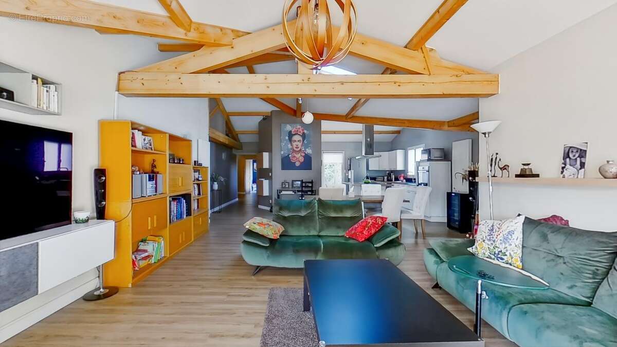 Maison à RILLIEUX-LA-PAPE