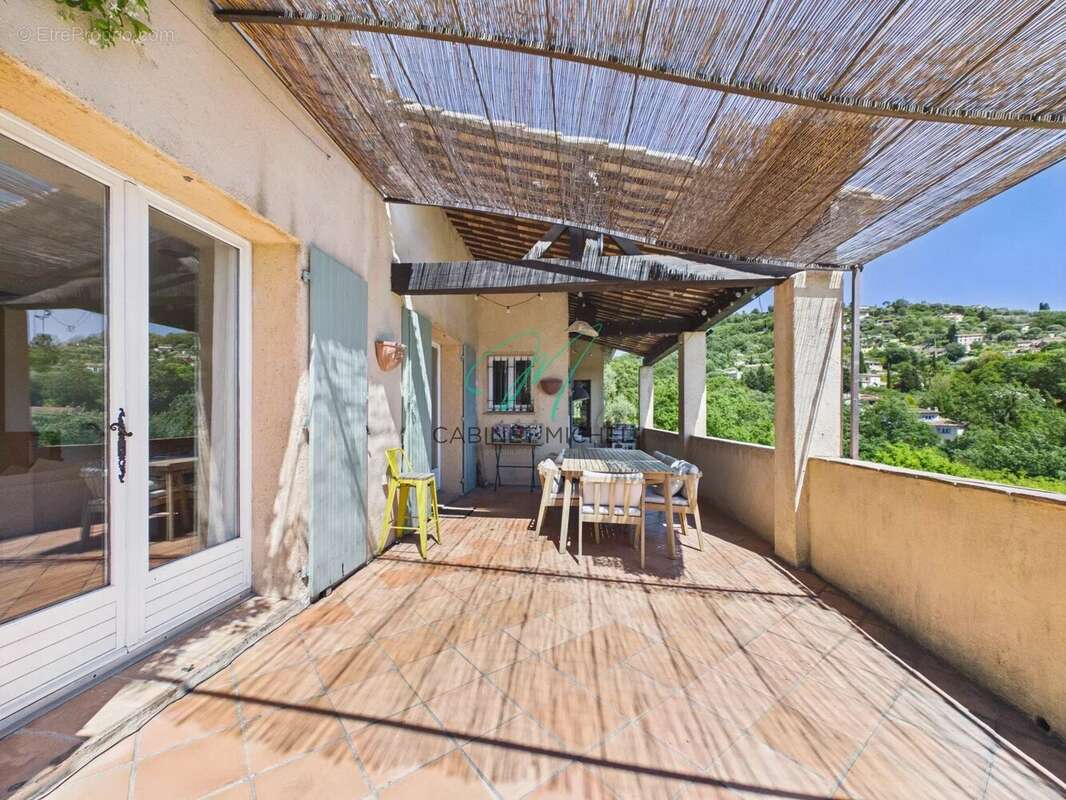 Maison à GRASSE