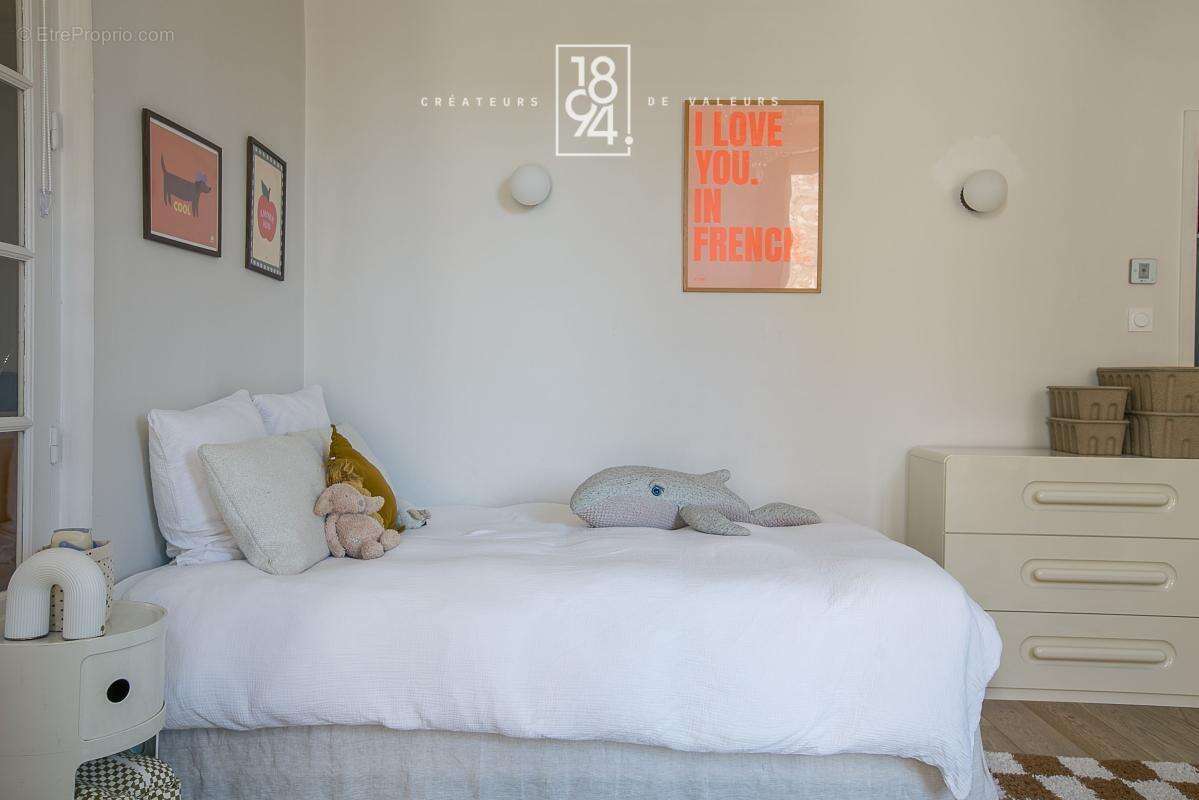 Appartement à MARSEILLE-5E