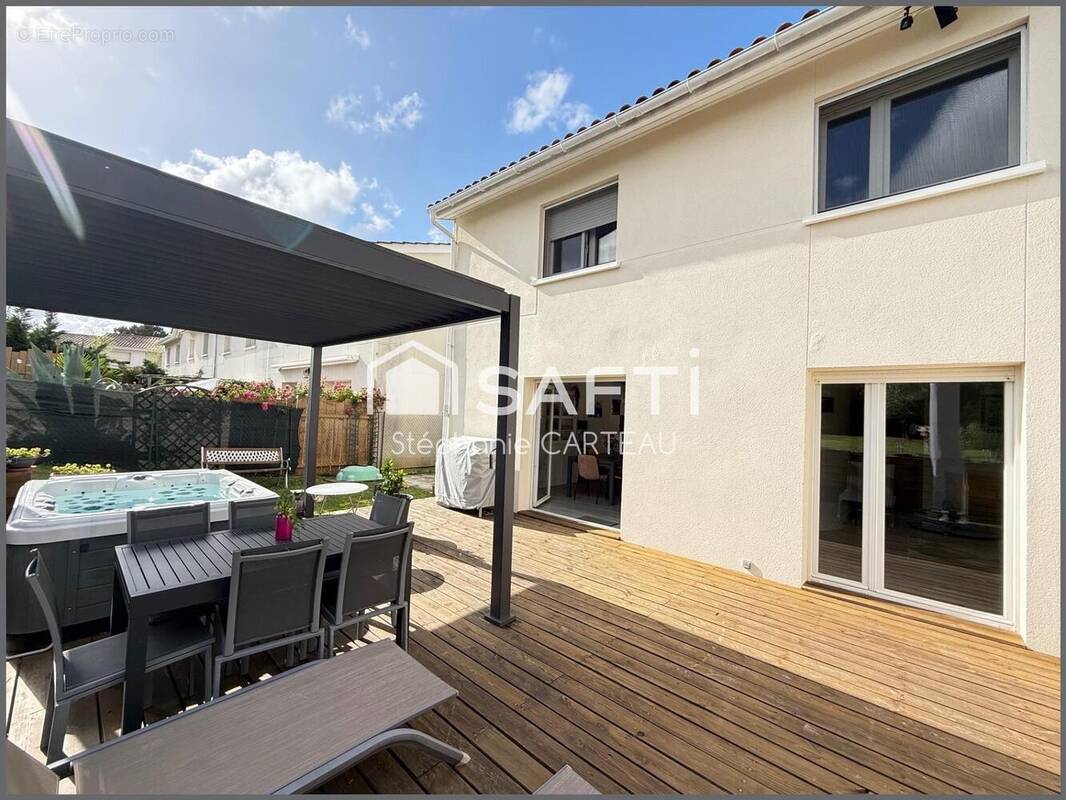 Photo 1 - Maison à EYSINES