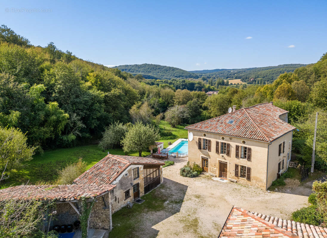 Maison à BOUSSAN