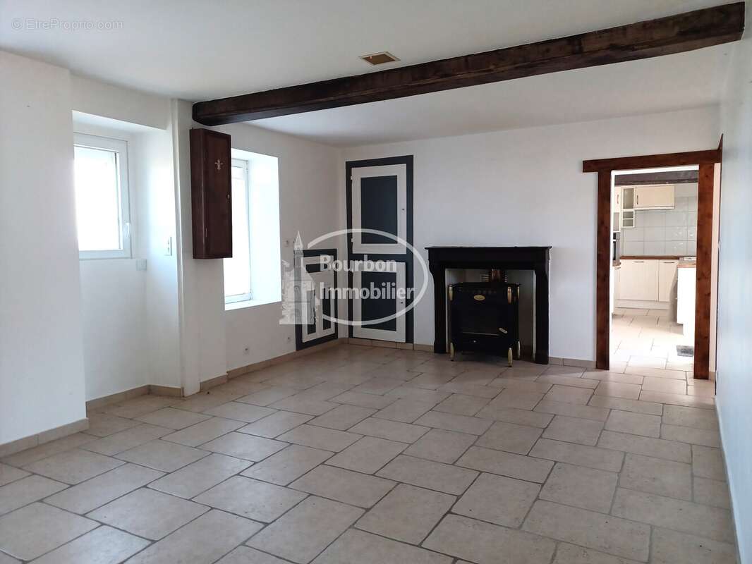 Maison à GILLY-SUR-LOIRE