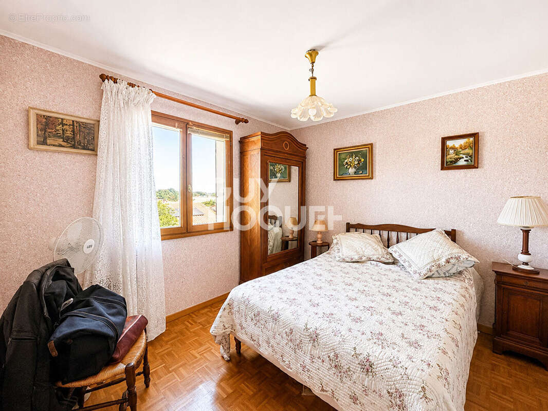 Maison à MONTESCOT