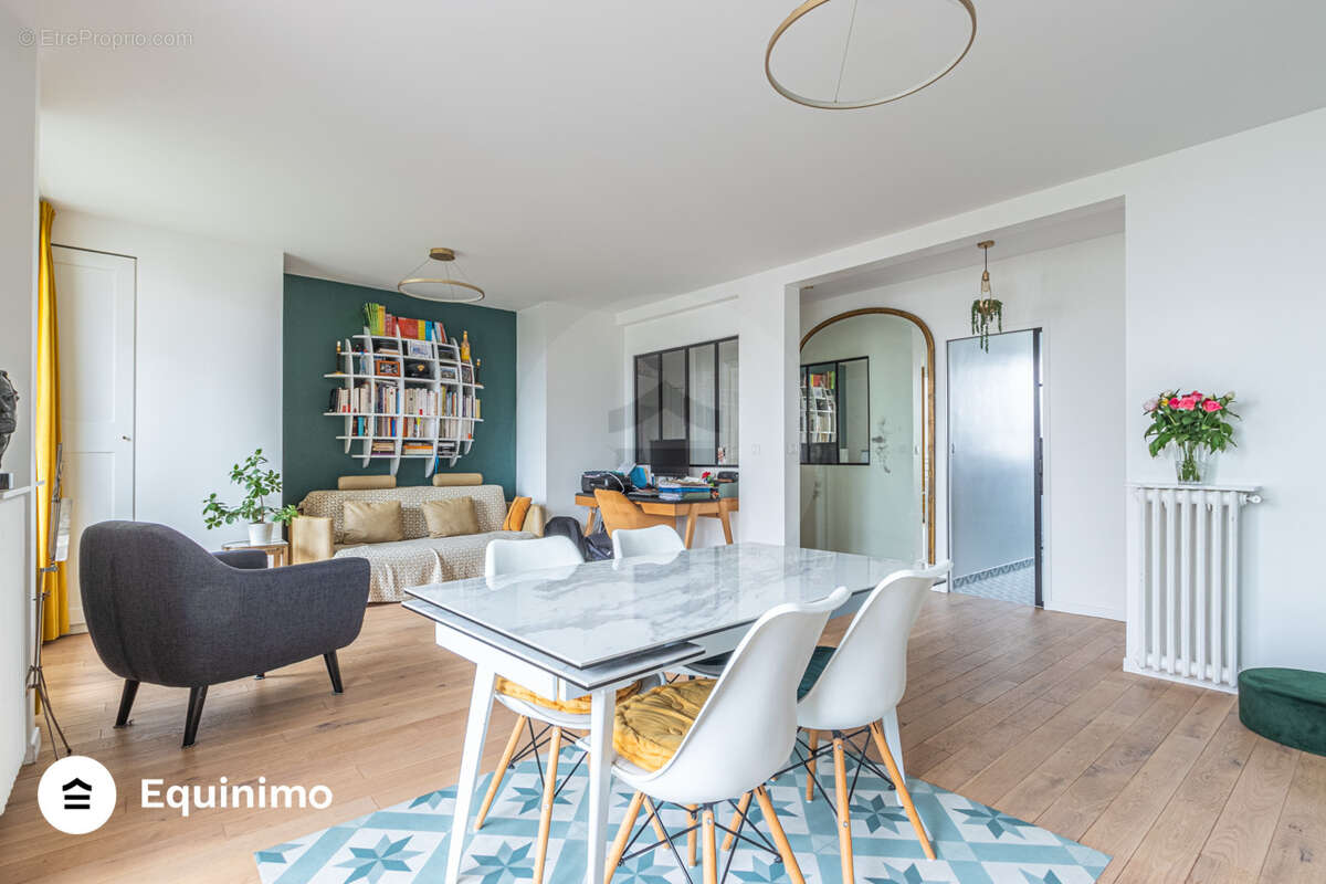 Appartement à PARIS-15E