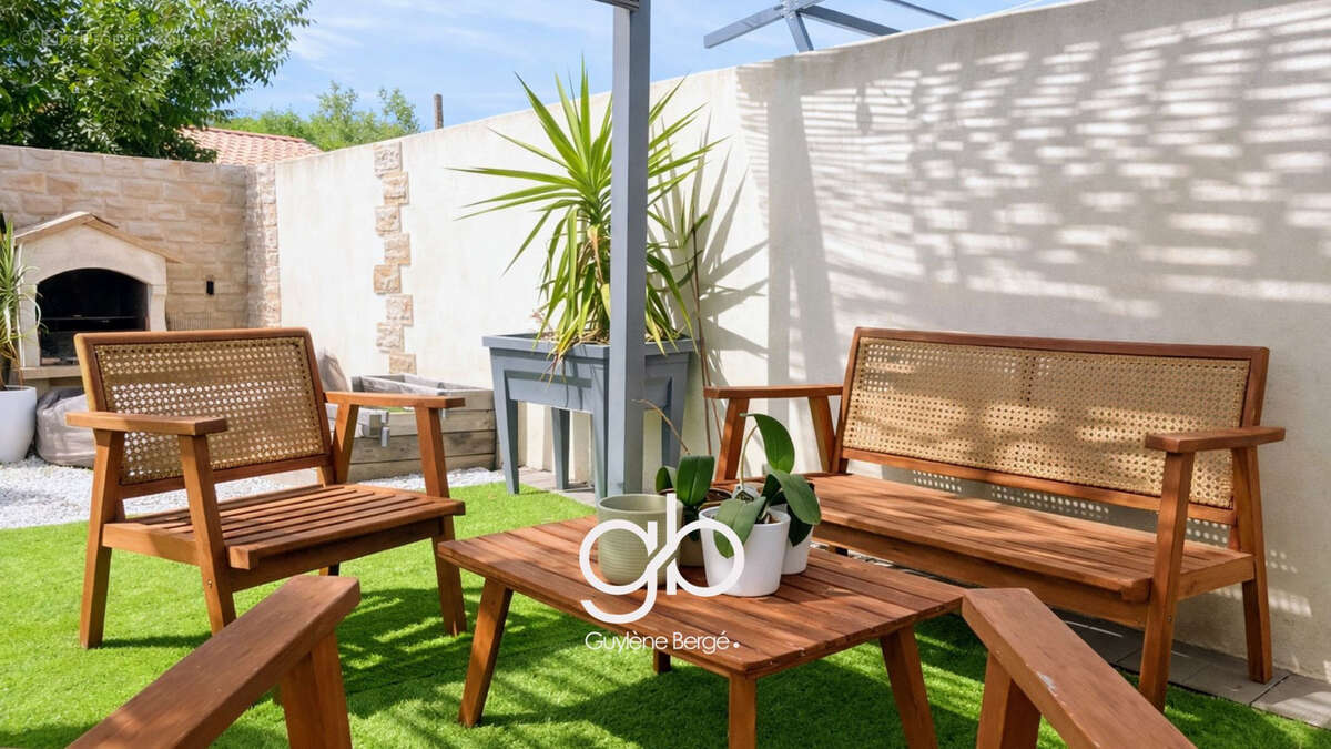 Paulhan : Maison contemporaine avec jardin, terrasse et garage - photo 12