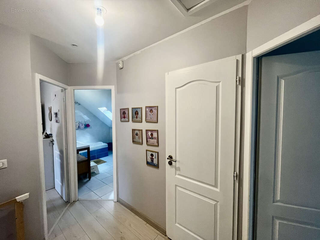 Maison à COULOMMIERS