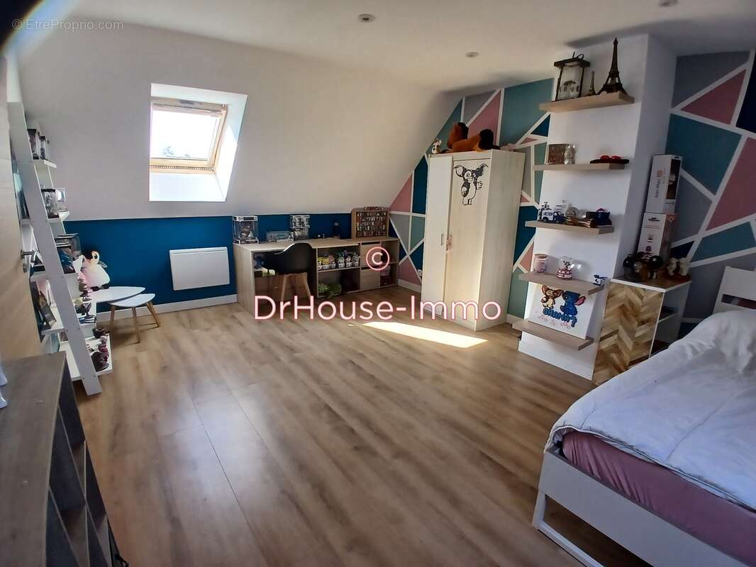 Maison à NEUF-BERQUIN