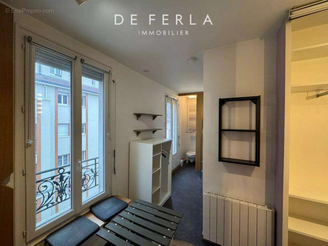 Appartement à PARIS-15E
