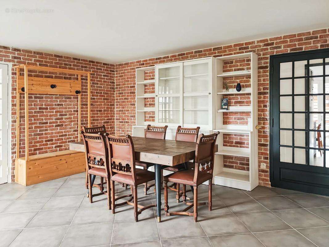 Maison à SAINT-ASTIER