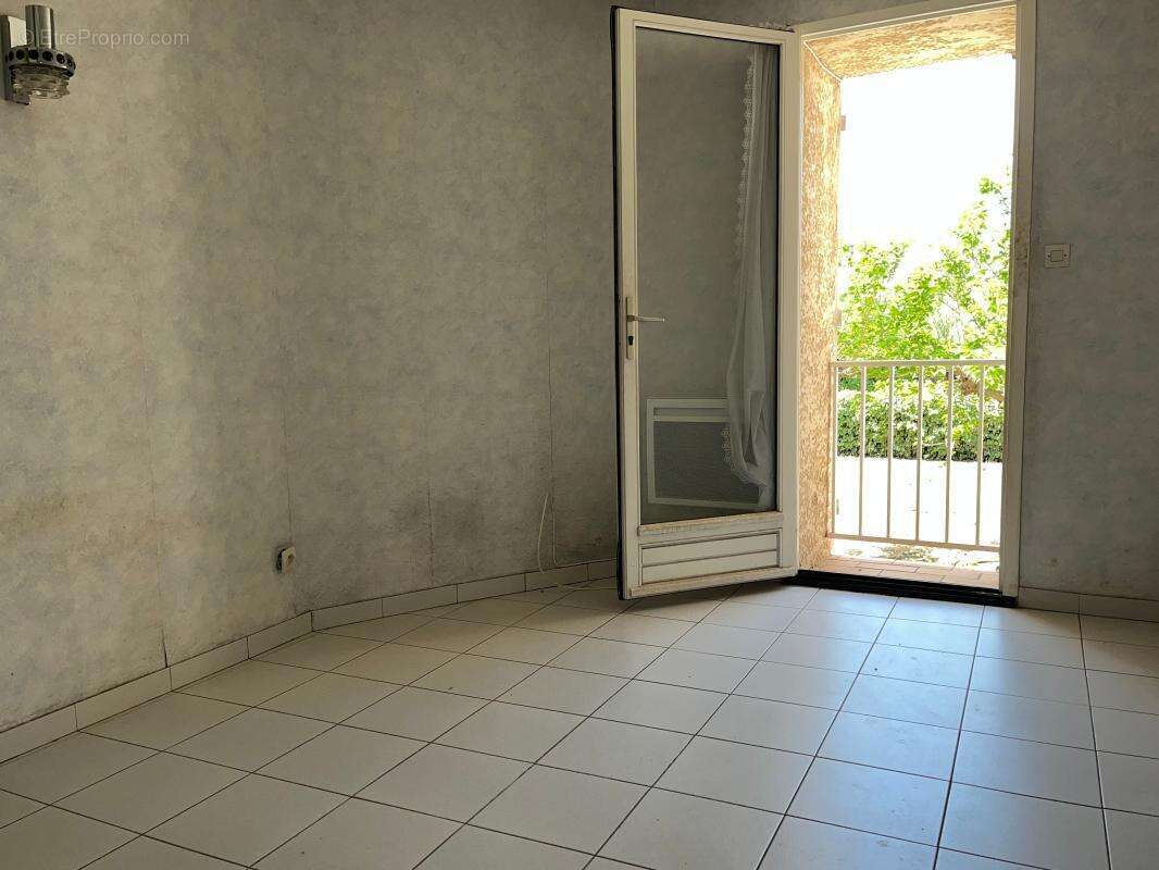 Maison à VILLEVEYRAC