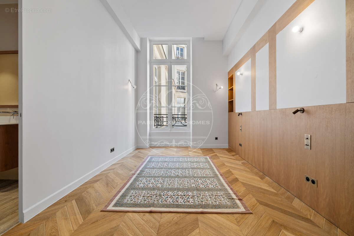 Superbe appartement atypique à Paris 1er ! - photo 16