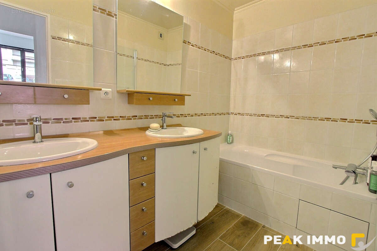 Appartement à ANNECY-LE-VIEUX