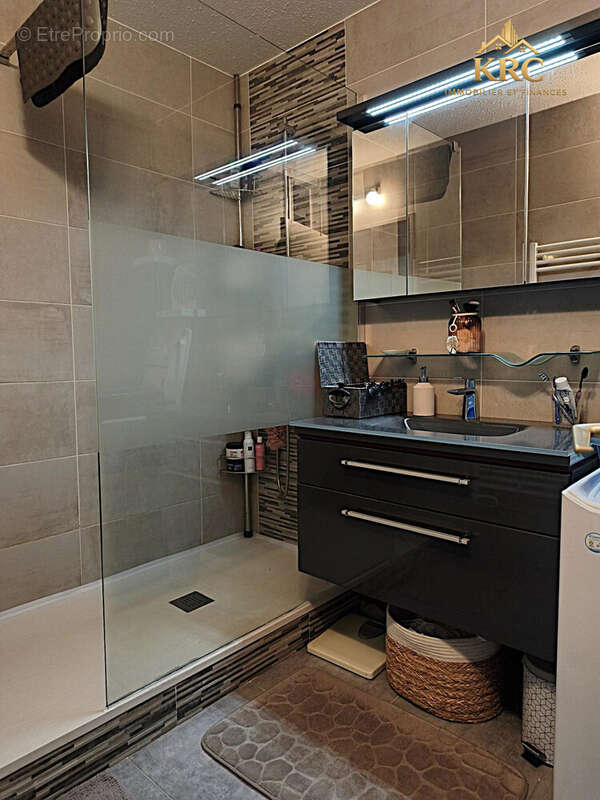 Appartement 39 m² à Le Grau-Du-Roi  - photo 8