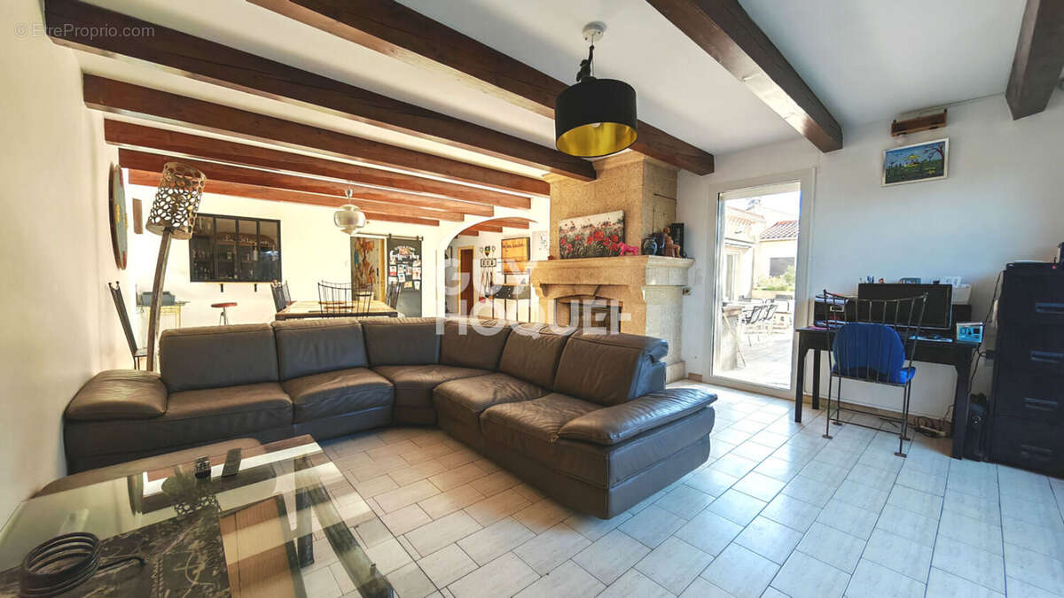 Maison à VILLENEUVE-DE-LA-RAHO