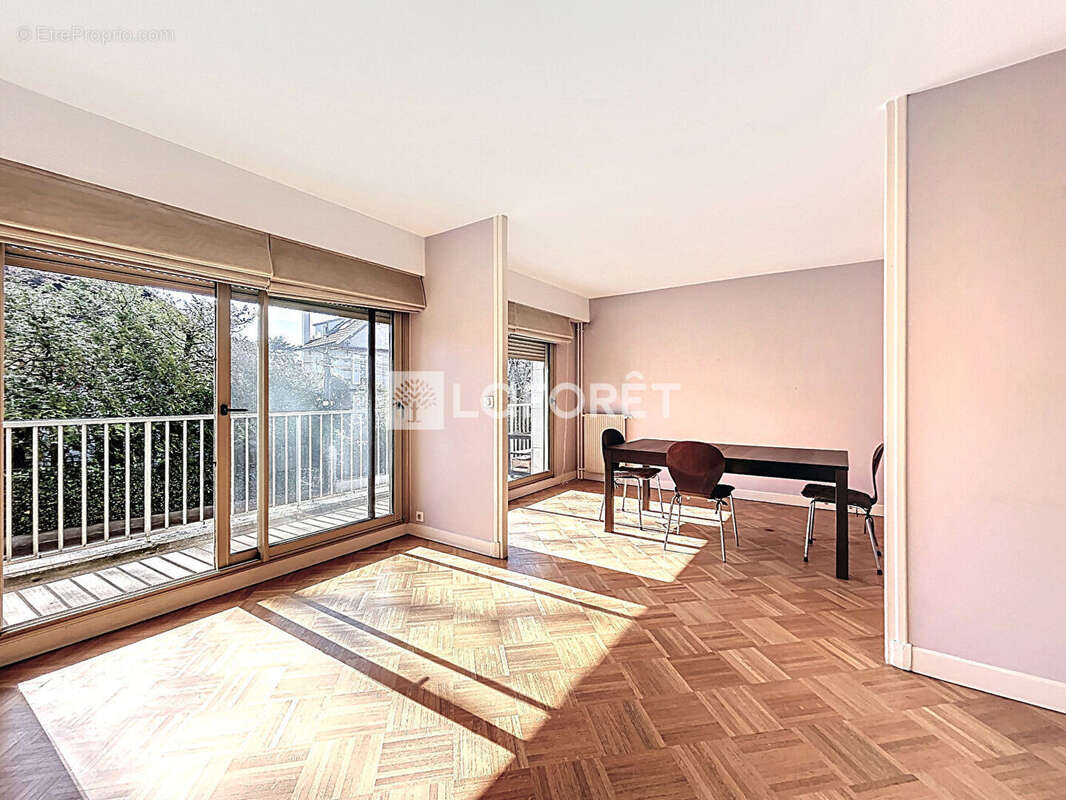 Appartement à LE VESINET