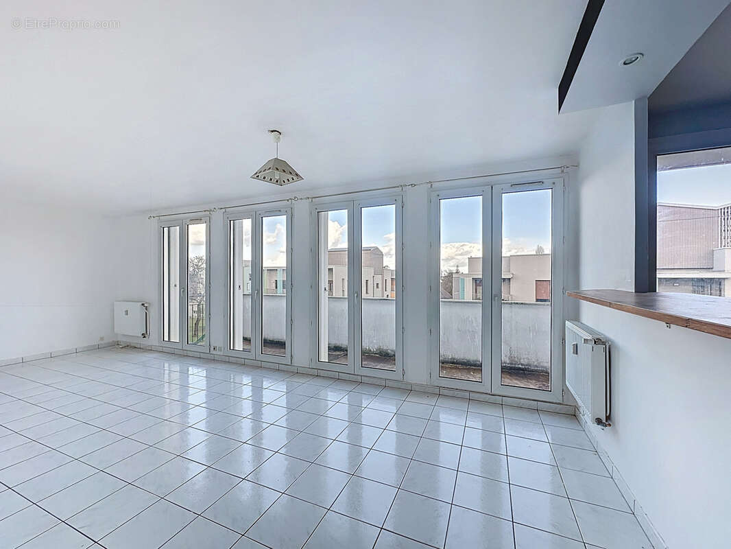 Appartement à QUETIGNY